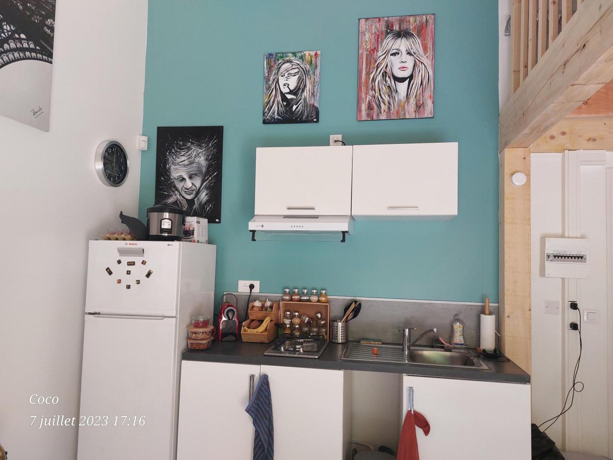 Apartment A Carreyrat Calme Et Verdoyant