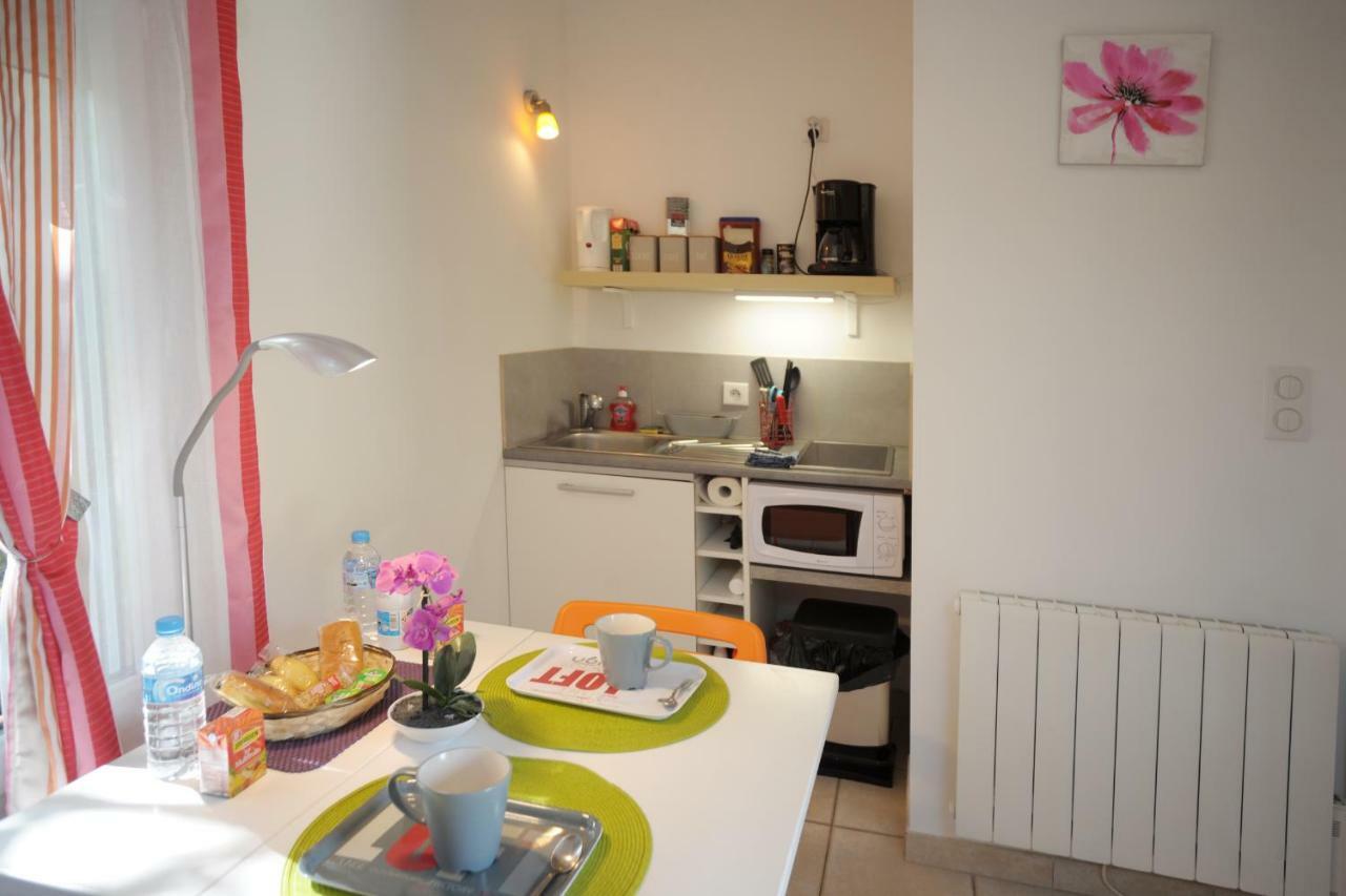 A Carreyrat Calme Et Verdoyant Apartment