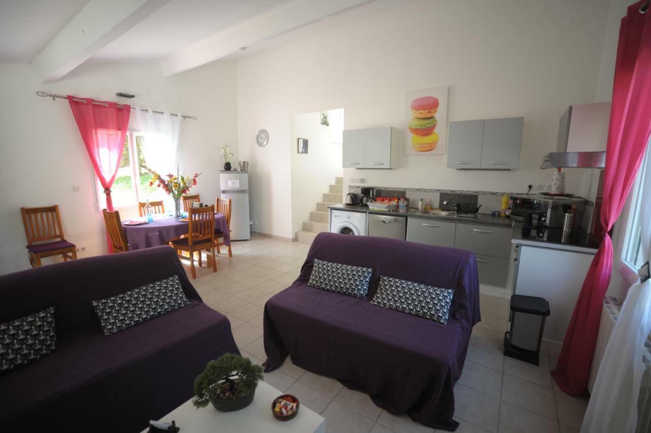 Apartment A Carreyrat Calme Et Verdoyant *
